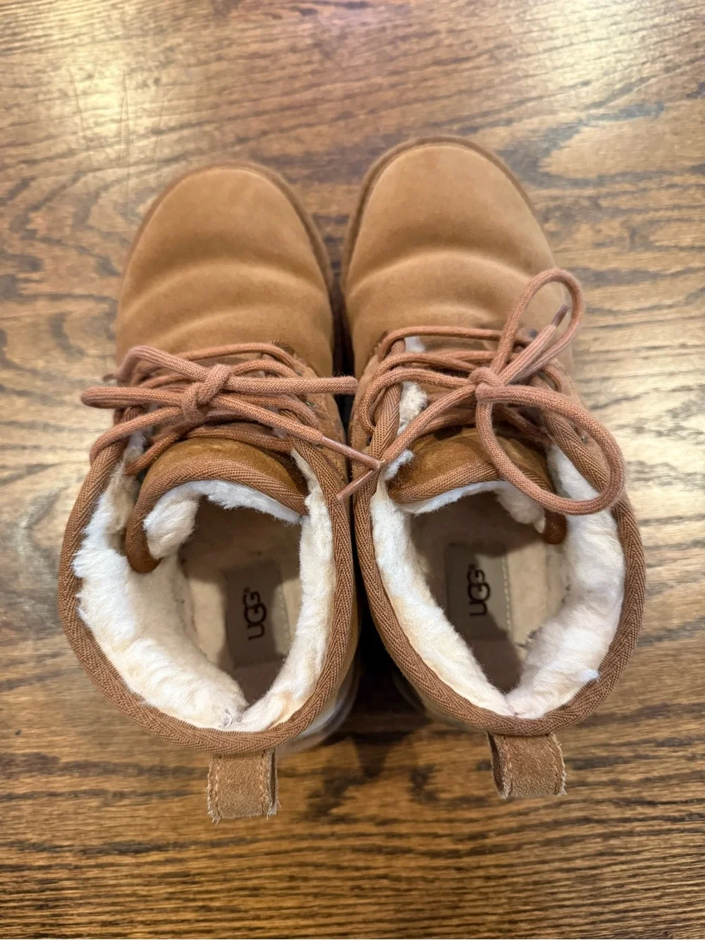 UGG please find